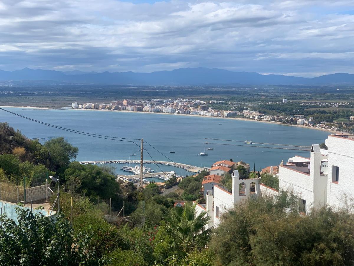 Apartmán La Baie De Rose Roses Exteriér fotografie